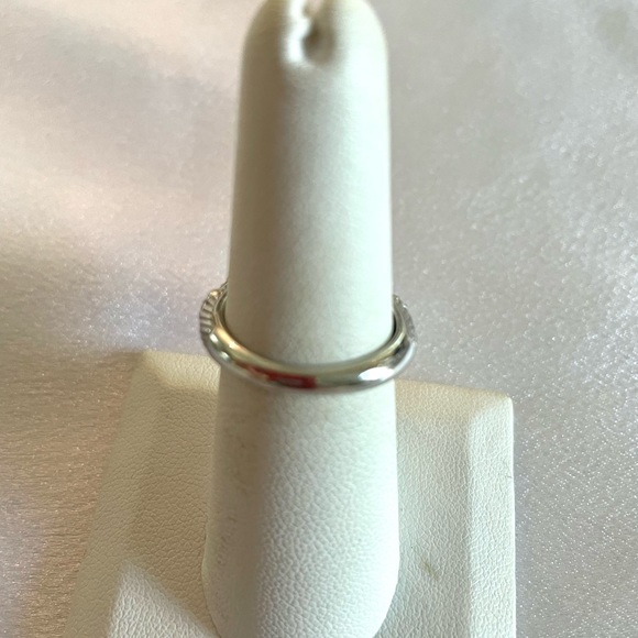 Sold Judith Ripka CZ 925 Sterling Silver Ring - Picture 4 of 7